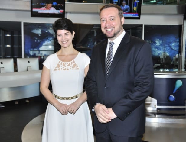Mariana ao lado de Franz Vacek, n° 1 do jornalismo da RedeTV!