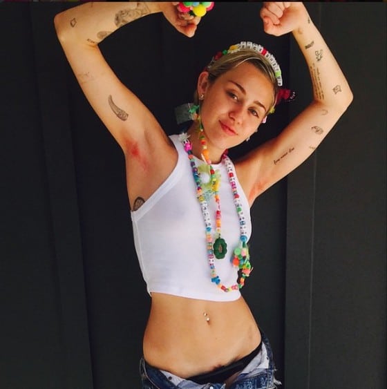 Miley Cyrus mostrou demais ao publicar foto