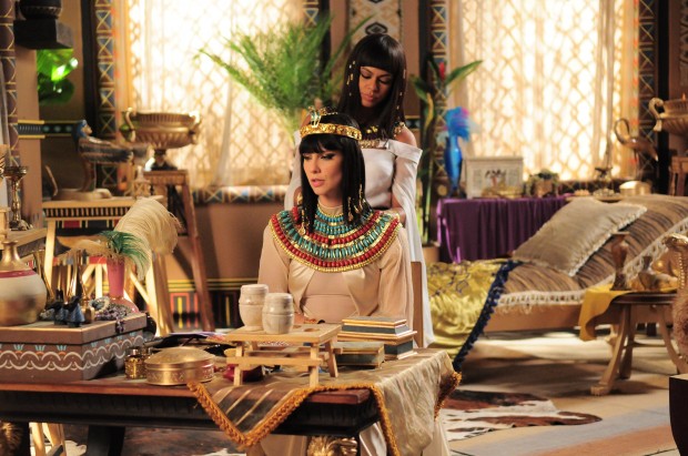 Nefertari assume que ainda ama Moisés